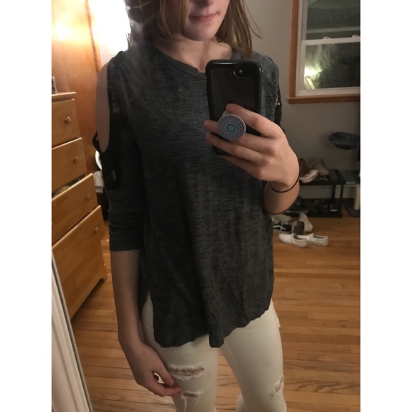 Blouse from T.J Maxx - Picture 4 of 7